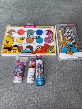 wet n wild Sesame Street Makeup Lot Limited Edition